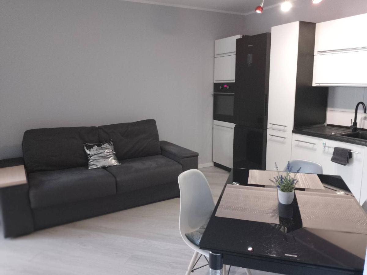 Apartament Zalesie Z Tarasem Lubin  Ngoại thất bức ảnh