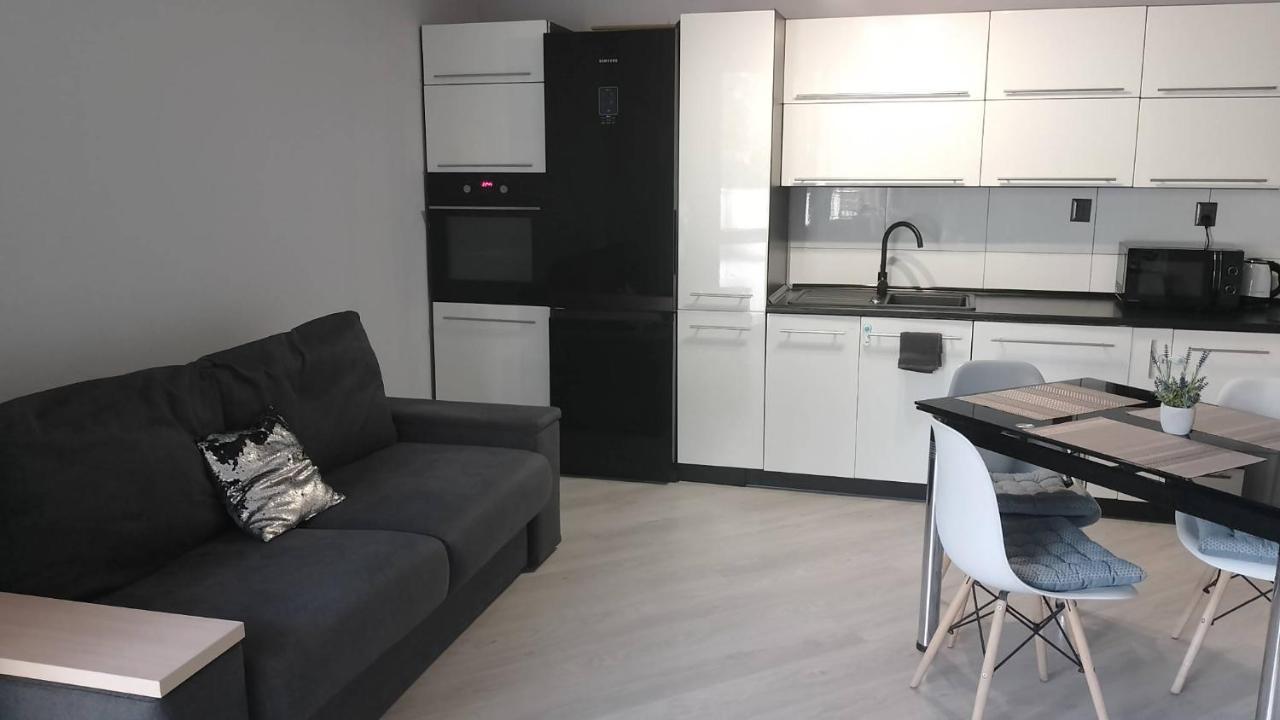 Apartament Zalesie Z Tarasem Lubin  Ngoại thất bức ảnh